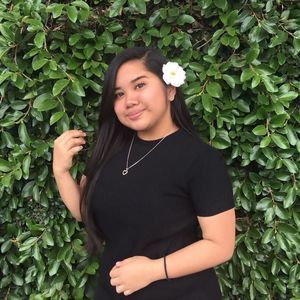 Meet your Posher, Phoebe joyce